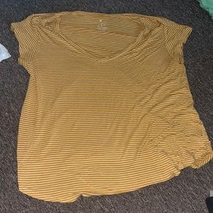 American eagle. Favorite T. Soft. Yellow and white. Size Large.